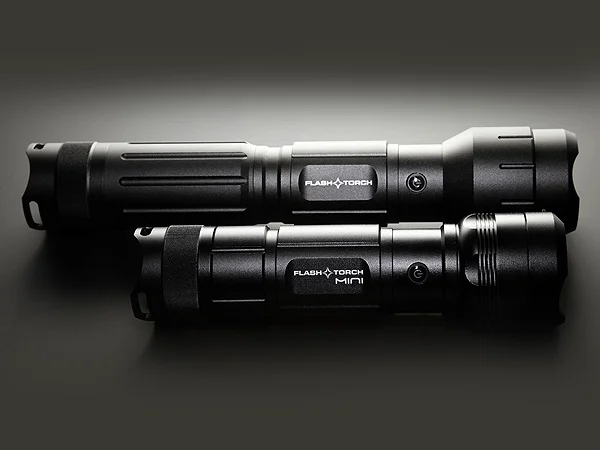 FlashTorch, la linterna superpoderosa que puede encender una hoguera