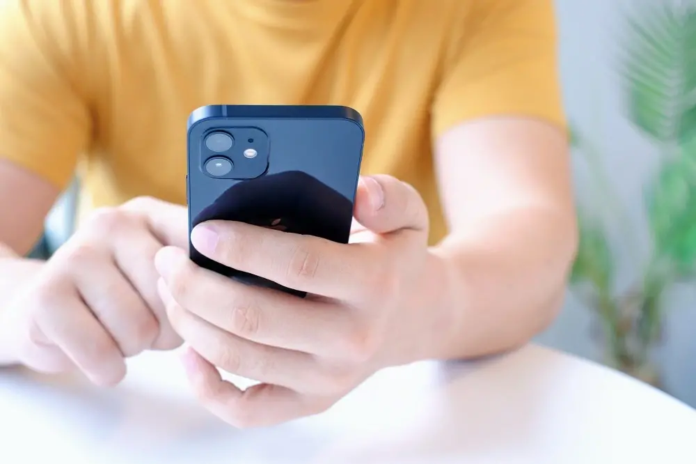 Filtraciones en Apple anticipan el diseño de los iPhone hasta 2027: ¿Expectativas cumplidas?