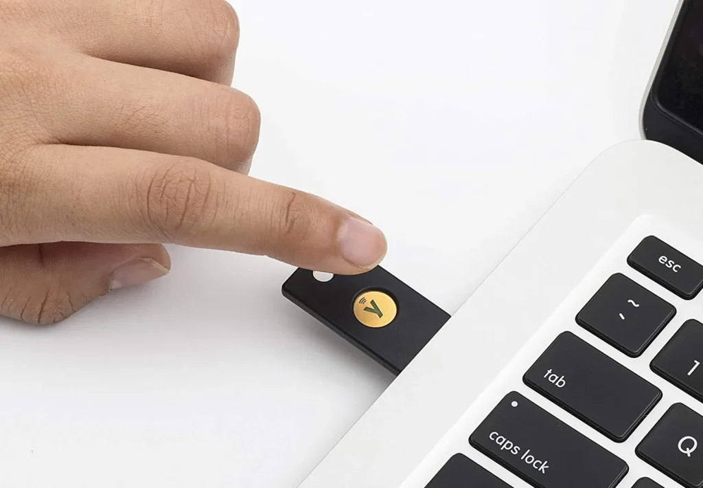 Las 5 Mejores Llaves de Seguridad USB Baratas para Proteger tus Cuentas