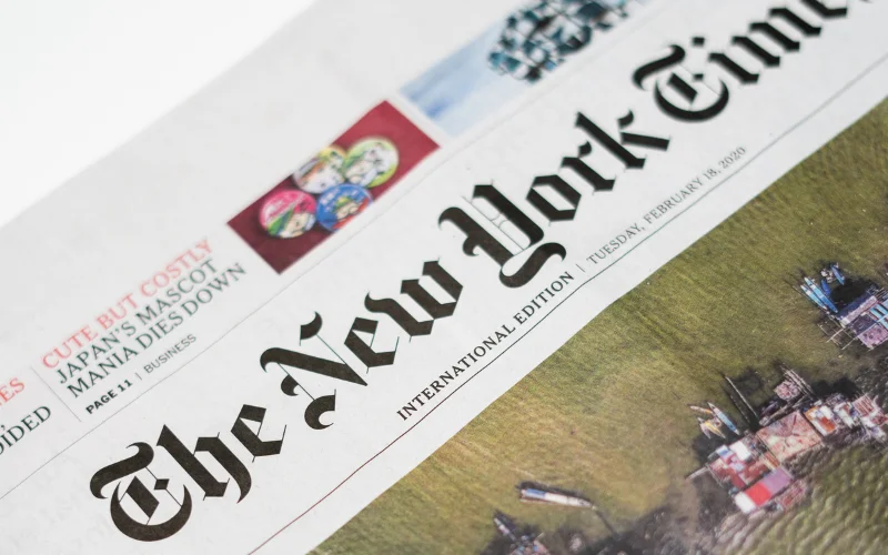 New York Time Demanda a ChatGPT: lo acusa de infringir derechos de autor